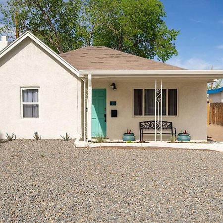 House With Great Beds, Full Kitchen, Fenced Yard Villa Albuquerque Exterior photo
