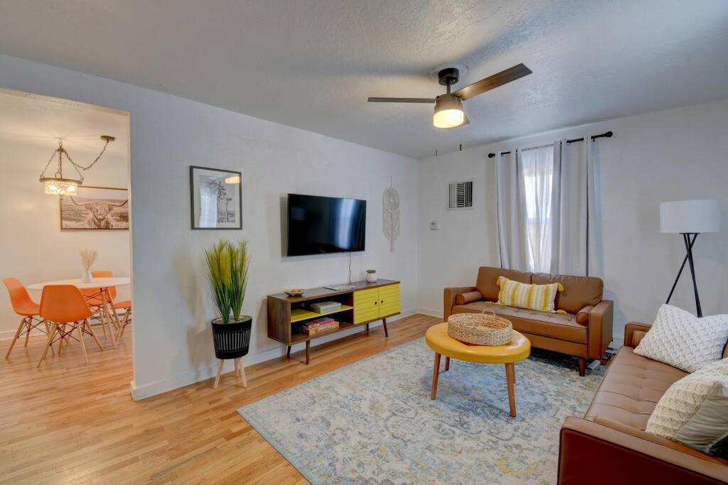 House With Great Beds, Full Kitchen, Fenced Yard Villa Albuquerque Exterior photo